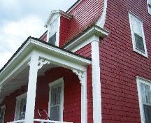 Porch showing detailed trim, Reynolds House, Queensport, NS; Heritage Division, NS Department of Tourism, Culture and Heritage, 2009