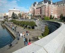 View of the Inner Harbour Causeway, 2004.; City of Victoria, Steve Barber, 2004.