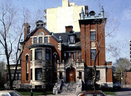 John R. Booth House/Laurentian Club, 252 Metcalfe