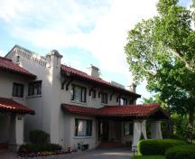 front and side view of the Powell House; RHI 2006